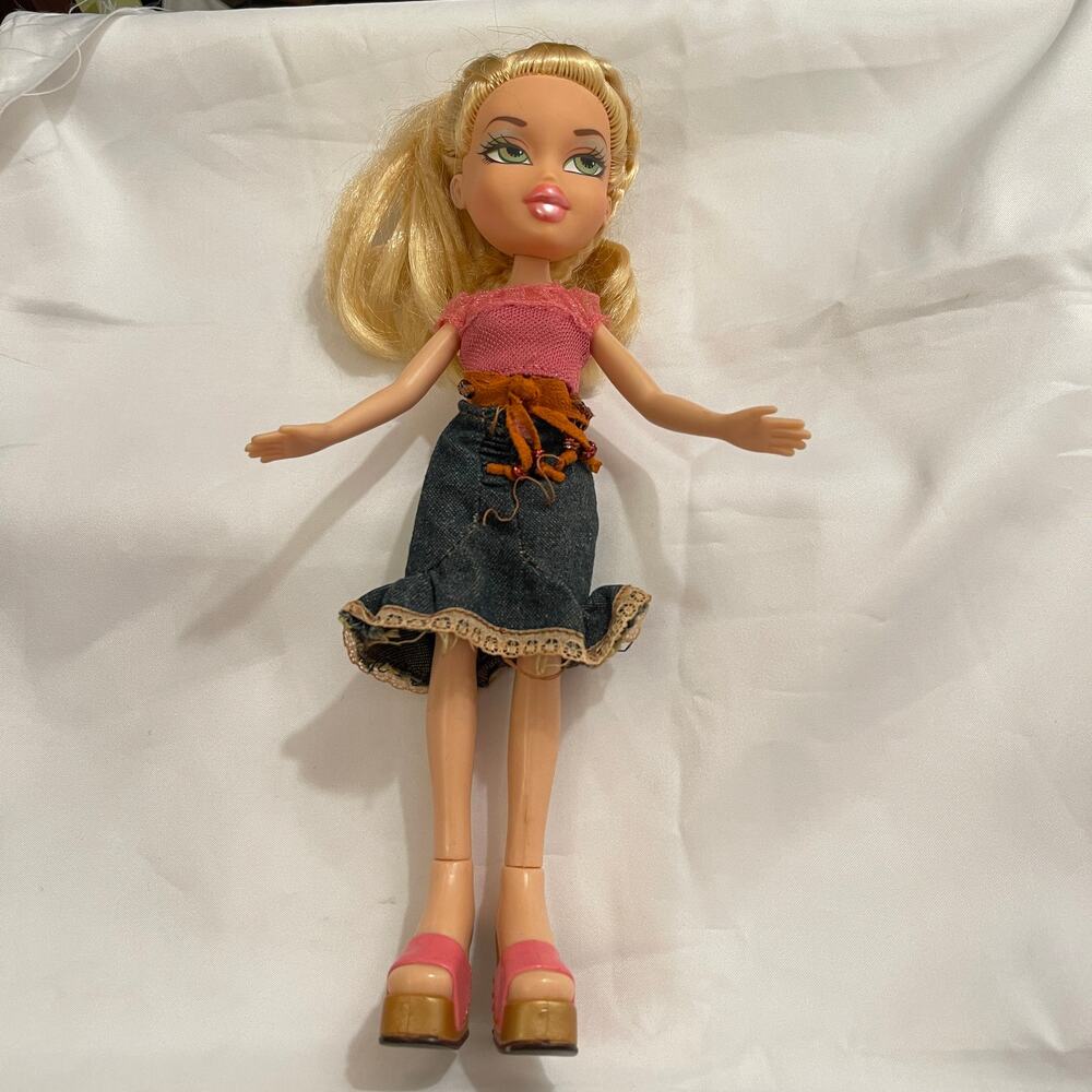 Bratz Strut it Cloe Doll Pink Lipstick Lot 15 No. 109 Shoes AS Shown